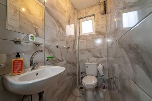 Cozy Apartment With Excellent Location In Fethiye