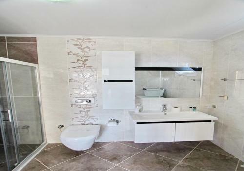Arnna 5 Villa