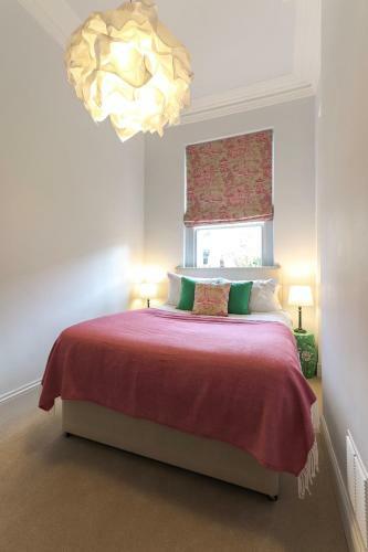 Apartamento Bright Modern Two Bed With Parking