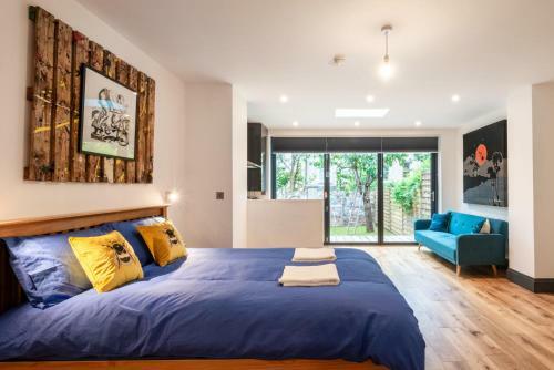 Hostal 144 Lower Cheltenham Place
