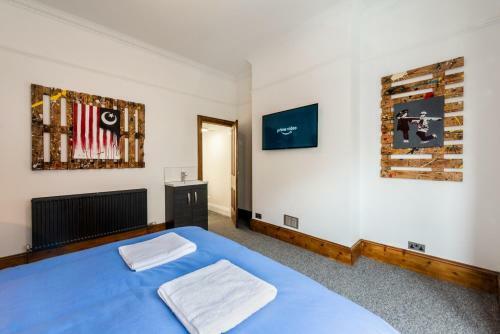 Hostal 144 Lower Cheltenham Place