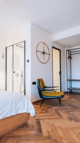 Hotel To Be Social House