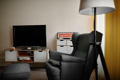 Apartamentos Central Located One Bedroom Apt