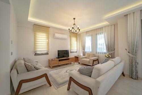 Turquoise Shores Luxury Villa 4br In �l�deniz