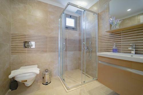 Turquoise Shores Luxury Villa 4br In �l�deniz