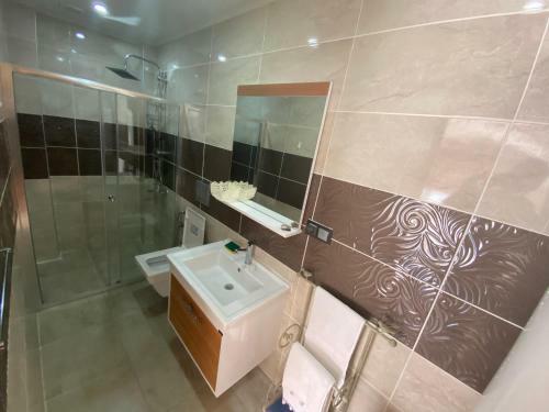 Beautiful Apart In �al?? Area