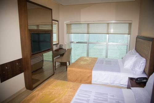 Nana Hotel