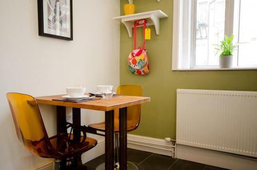 Seaview Apartment - Central Hove With Parking