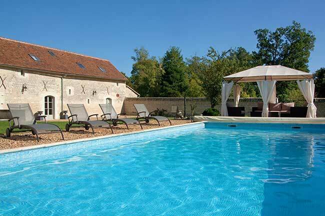 Hostal Chateau De Charge