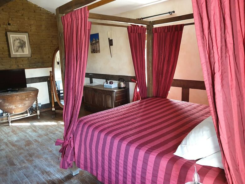 Bed & Breakfast Domaine De Peyrolade