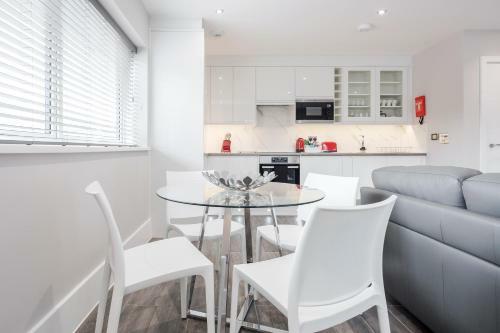 Roomspace Serviced Apartments - The Legacy