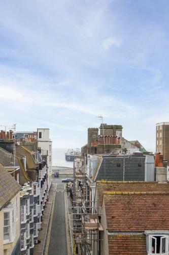 Superb Studio Apartment With Sea View Central Brighton