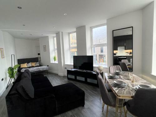 Stylish Central Studio Apartment Modern Luxury