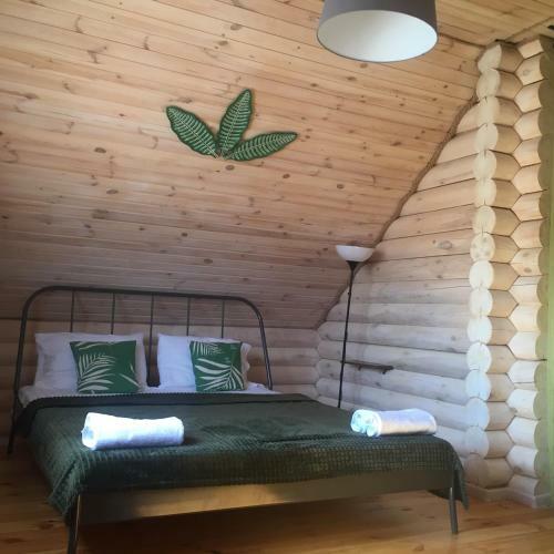 Hostal ??? ?????