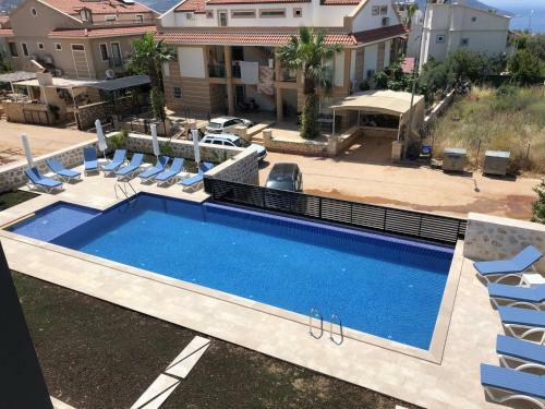 Stone House Apart 2 In Kalkan Mit Poolterrasse