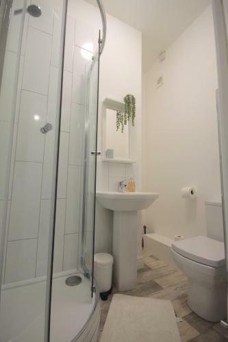 Hostal Double En-suite Room