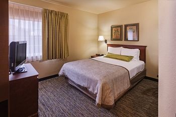 Hotel Candlewood Suites Tulsa