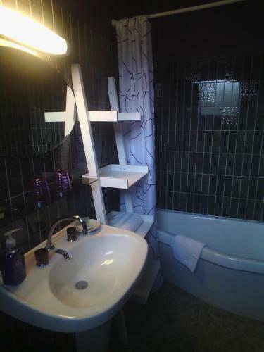 Hotel Motel Les Broussailles