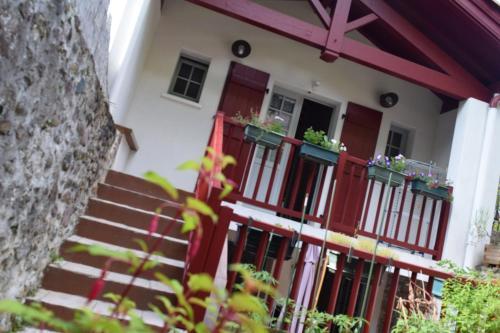 Hostal Gite Azkorria