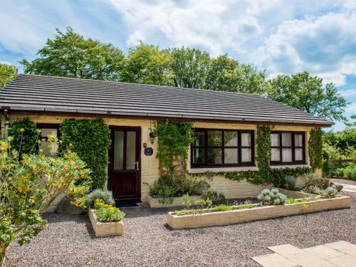 Pass The Keys Spacious Cottage In Ceredigion - Sleeps 6