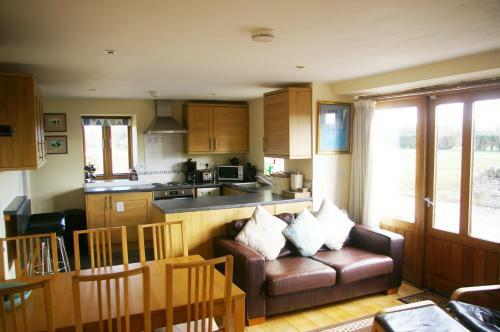 Ty Nant Cottages And Suites