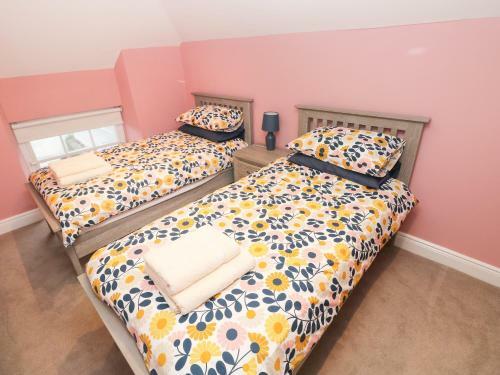 Old Gate House