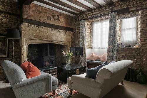 Luxury Cotswolds Cottage Including Hot Tub, Castle Combe