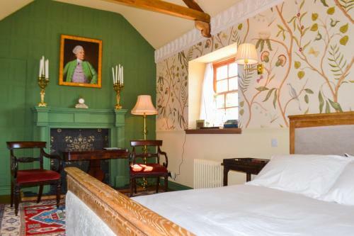 Bed & Breakfast The Munches Room At Buittle Castle