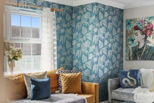 Canterbury Modern Colourful Gem Apartment