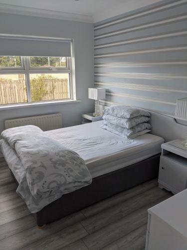 Castleshaw Holiday Home