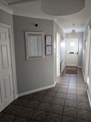 Castleshaw Holiday Home