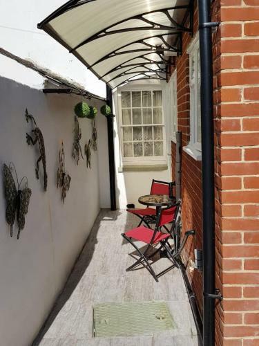 Charming Grade 2 Listed House