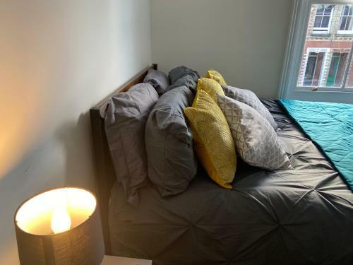 Hostal Canterbury Guest House
