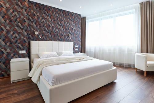 Apartment Near Lukyanovka Square