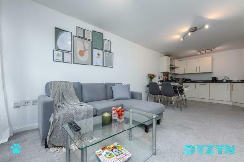 Apartamento Dyzyn Living - B2b Stays -secure Parking -great Location