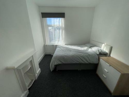 Apartamento Birchgrove 3 Bedroom Flat