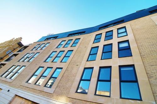 Apartamento Comfortable 1 Br, 6 Mins Drive In City Centre