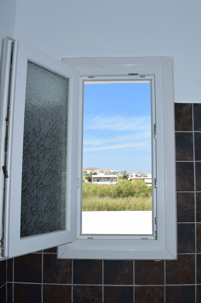 Vari Beach Hotel