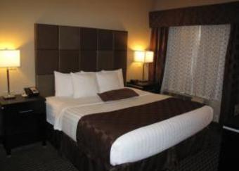 Hotel Comfort Suites Kelowna