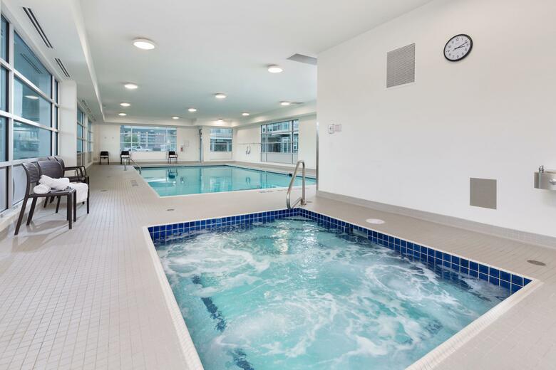 Hotel Kelowna Inn & Suites