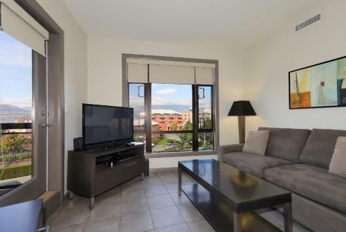 Apartamentos Playa Del Sol Resort - Vacation Rentals
