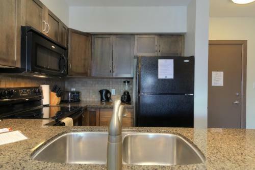 Apartamentos Playa Del Sol Resort - Vacation Rentals