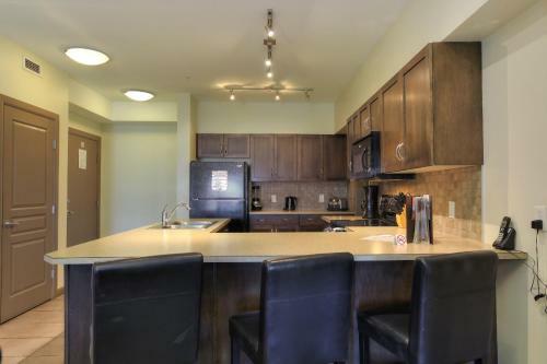 Apartamentos Playa Del Sol Resort - Vacation Rentals