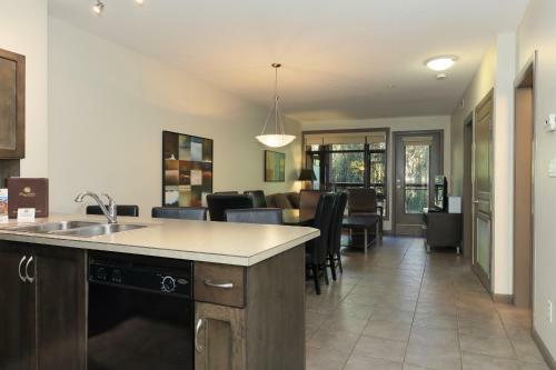 Apartamentos Playa Del Sol Resort - Vacation Rentals