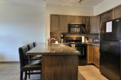 Apartamentos Playa Del Sol Resort - Vacation Rentals