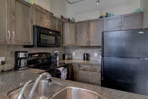 Apartamentos Playa Del Sol Resort - Vacation Rentals