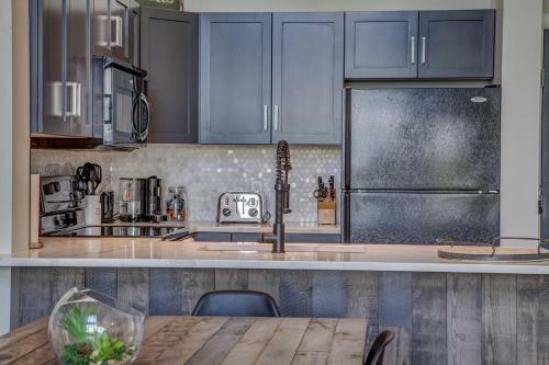 Apartamentos Playa Del Sol Resort - Vacation Rentals