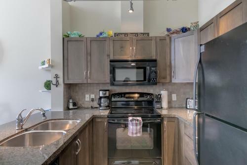 Apartamentos Playa Del Sol Resort - Vacation Rentals