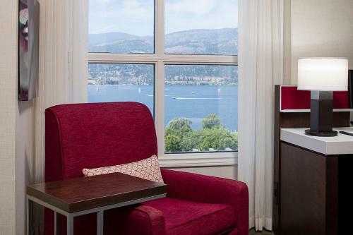 Hotel Delta Grand Okanagan Resort
