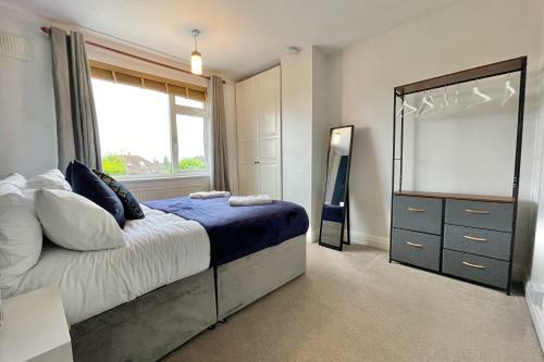 Seedfield House - Elegant Stylish Home